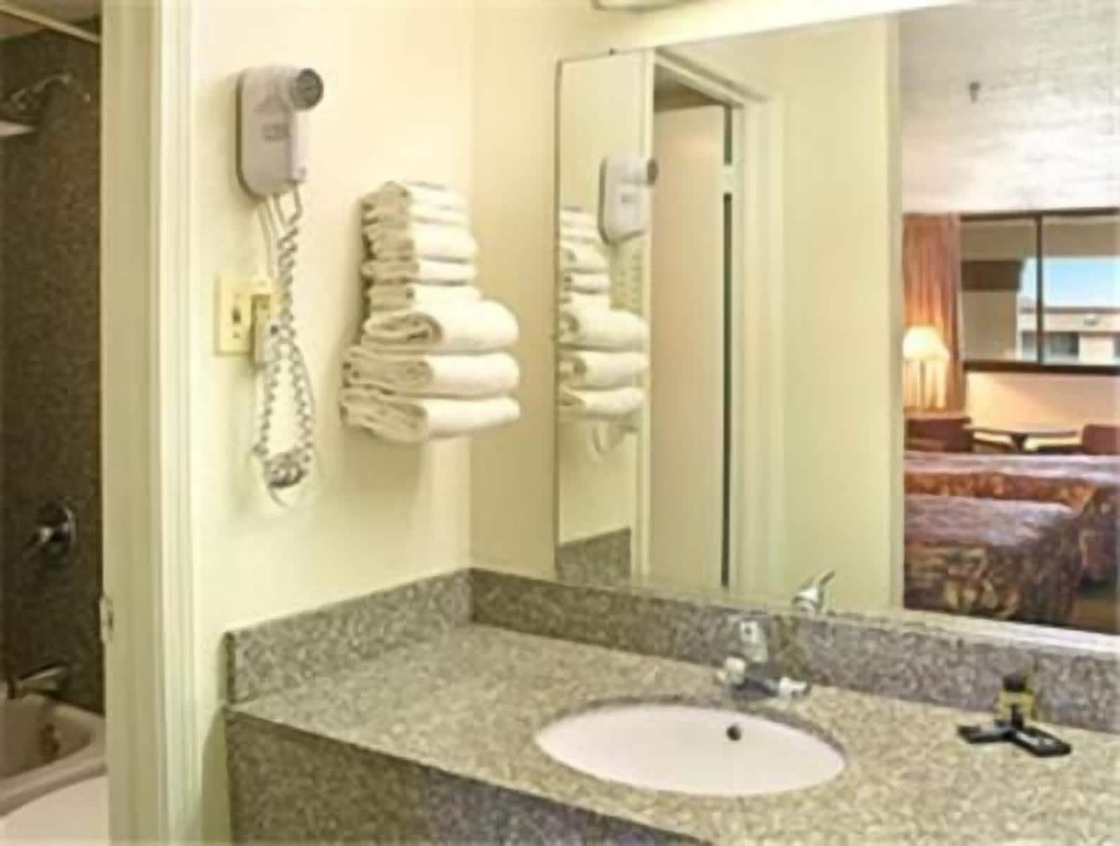 Travelodge By Wyndham New Orleans Harvey Hotel Kültér fotó